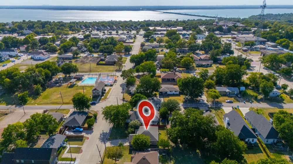 605 E Ross Street Rockwall, TX 75087