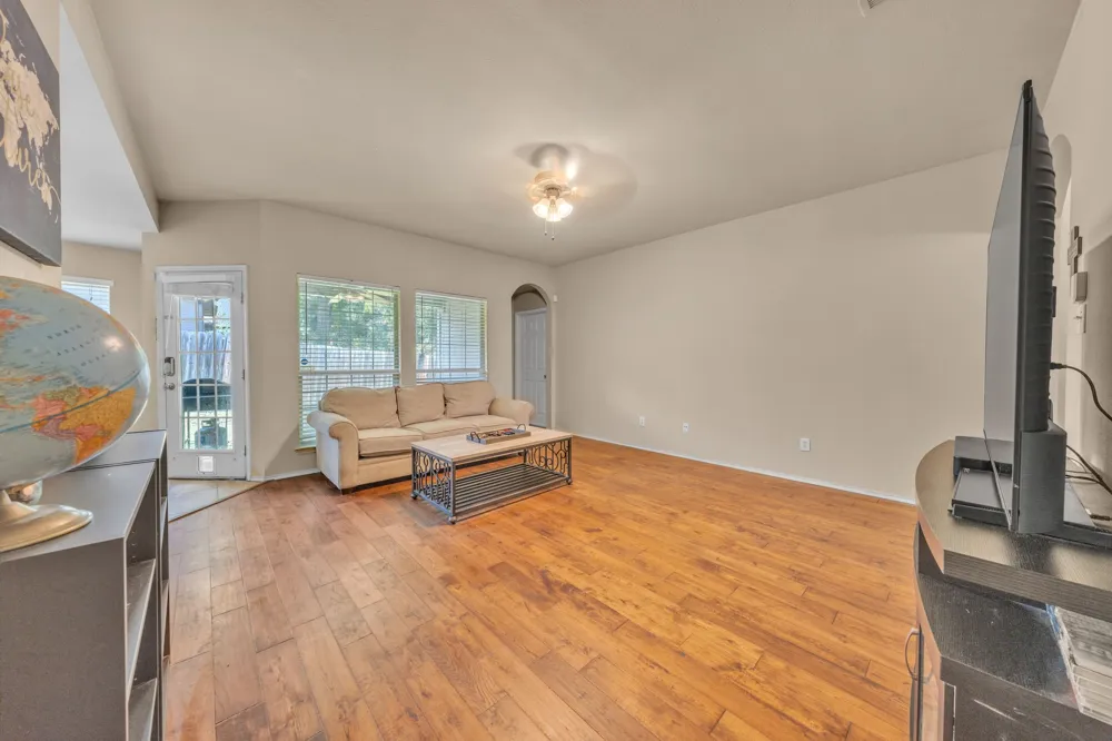 605 E Ross Street Rockwall, TX 75087