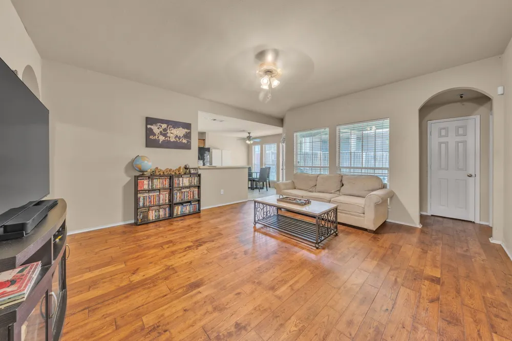 605 E Ross Street Rockwall, TX 75087