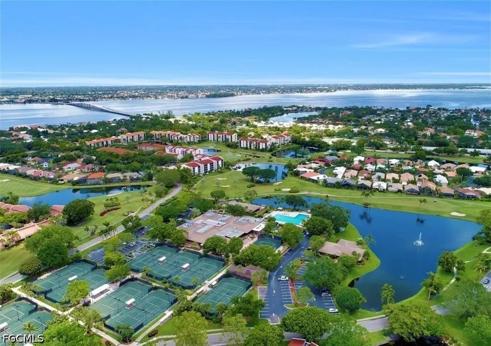 Steamboat Bend #303 Fort Myers, FL 33919