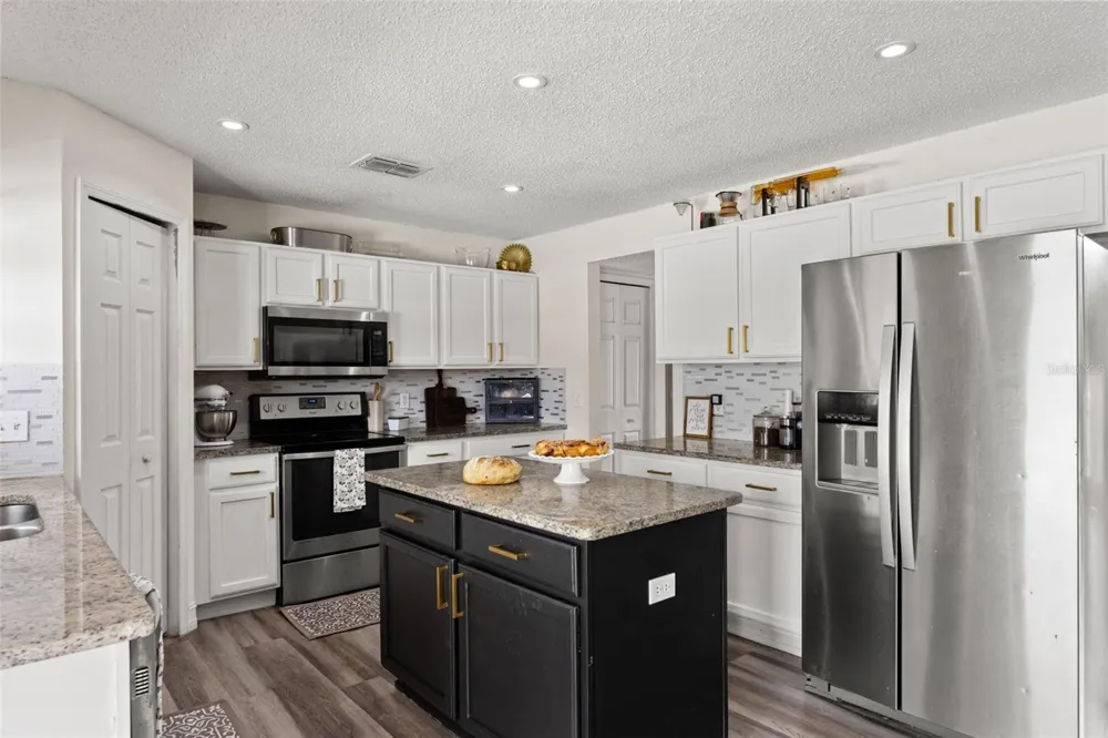 2253 WHITEWOOD AVENUE Spring Hill, FL 34609