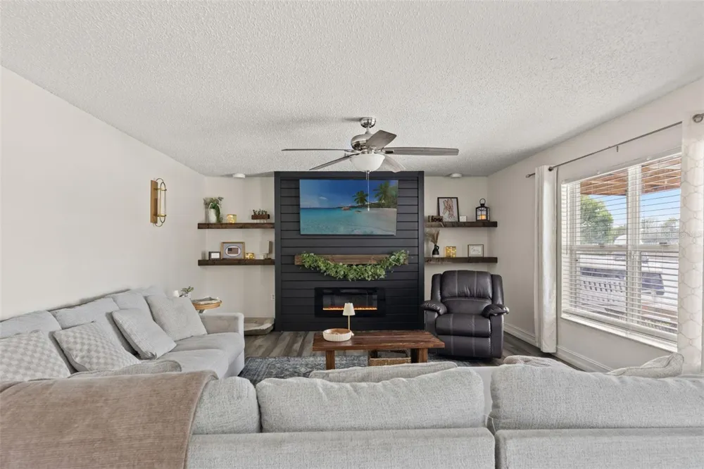 2253 WHITEWOOD AVENUE Spring Hill, FL 34609
