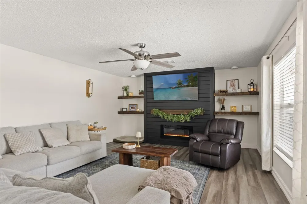 2253 WHITEWOOD AVENUE Spring Hill, FL 34609