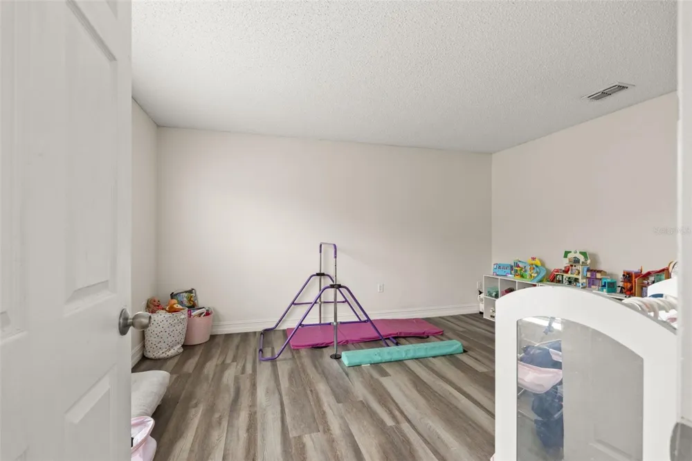 2253 WHITEWOOD AVENUE Spring Hill, FL 34609