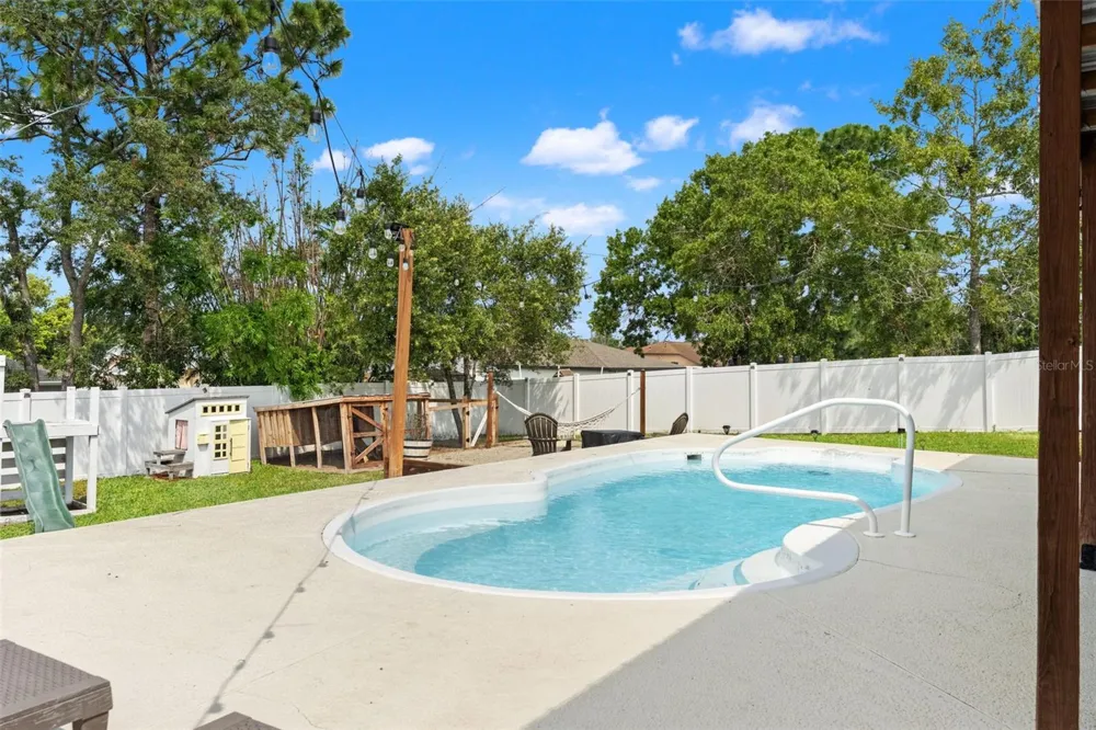 2253 WHITEWOOD AVENUE Spring Hill, FL 34609