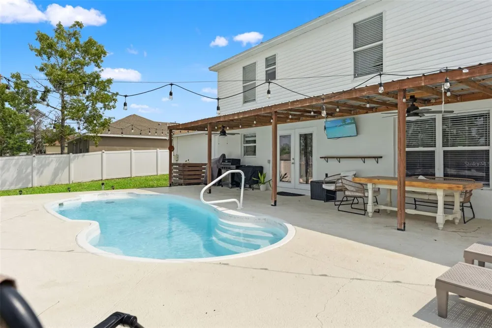 2253 WHITEWOOD AVENUE Spring Hill, FL 34609