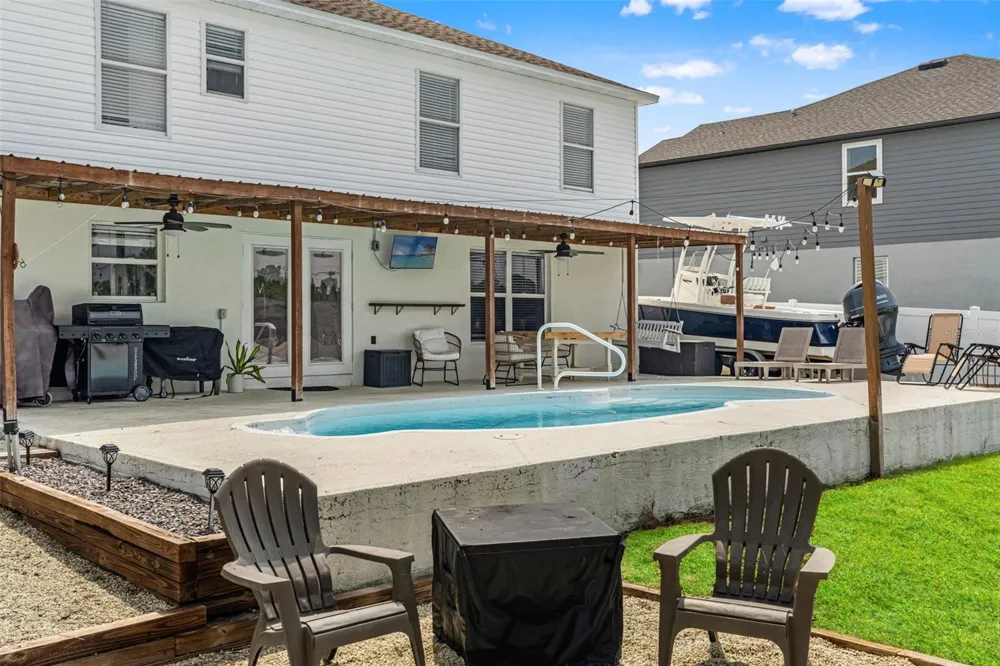 2253 WHITEWOOD AVENUE Spring Hill, FL 34609