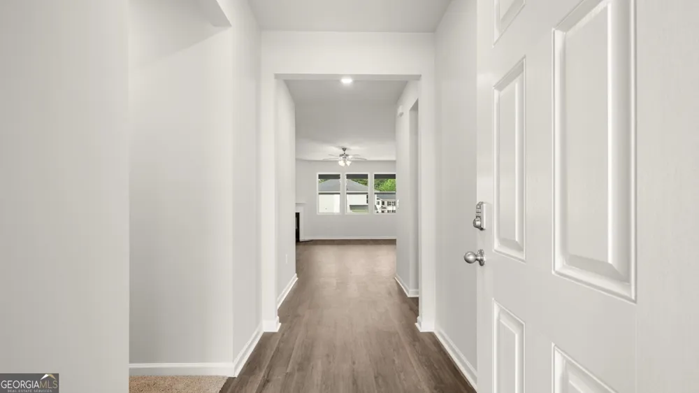 254 Defilippe DR Statham, GA 30666