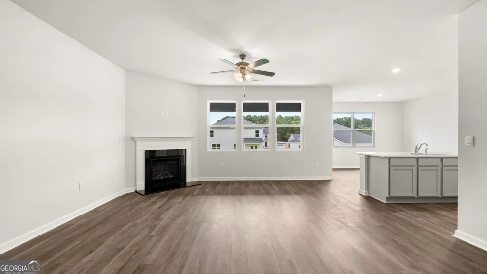 254 Defilippe DR Statham, GA 30666