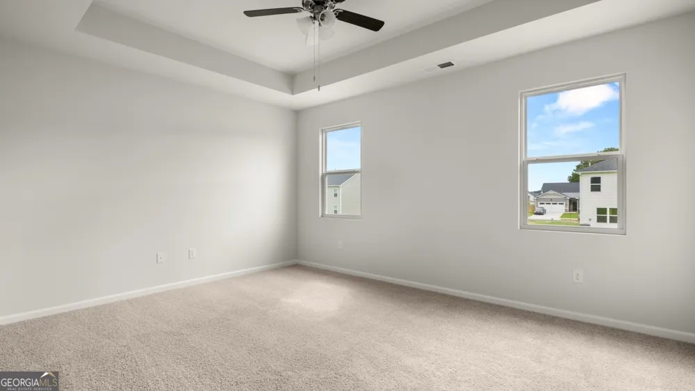 254 Defilippe DR Statham, GA 30666