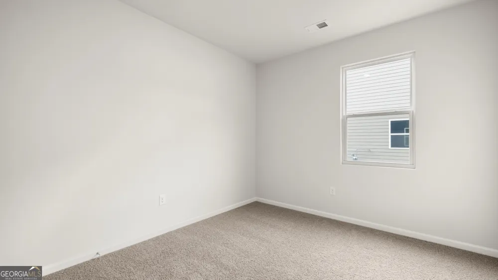 254 Defilippe DR Statham, GA 30666