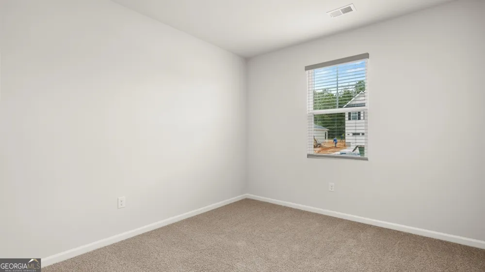 254 Defilippe DR Statham, GA 30666
