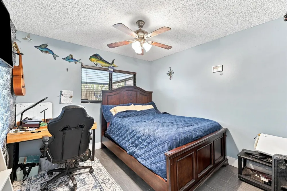 2016 SW 82nd Avenue Davie, FL 33324