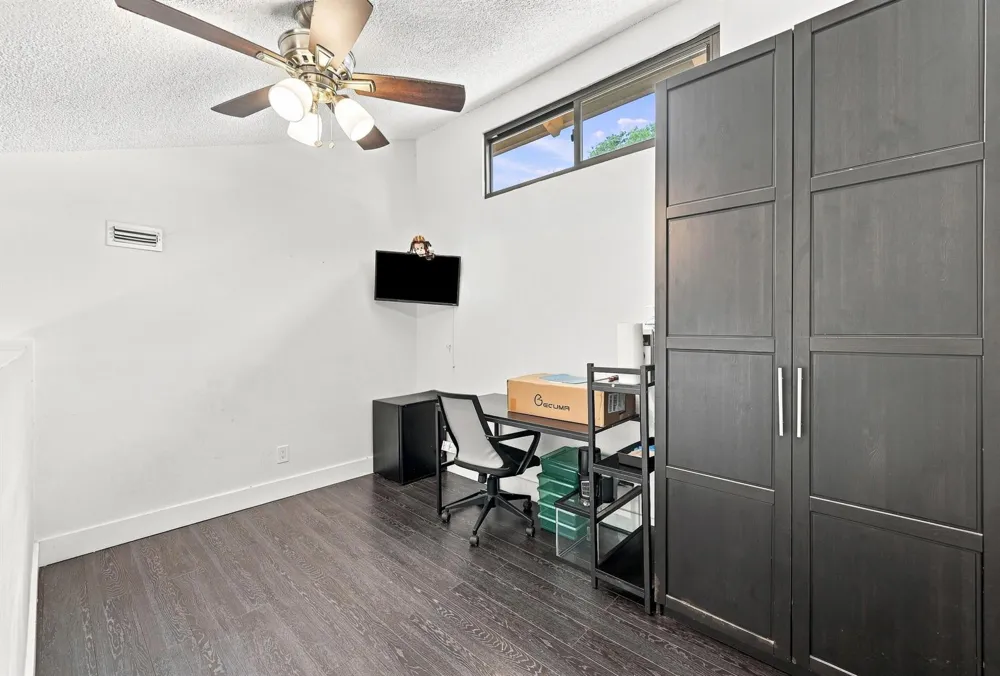 2016 SW 82nd Avenue Davie, FL 33324