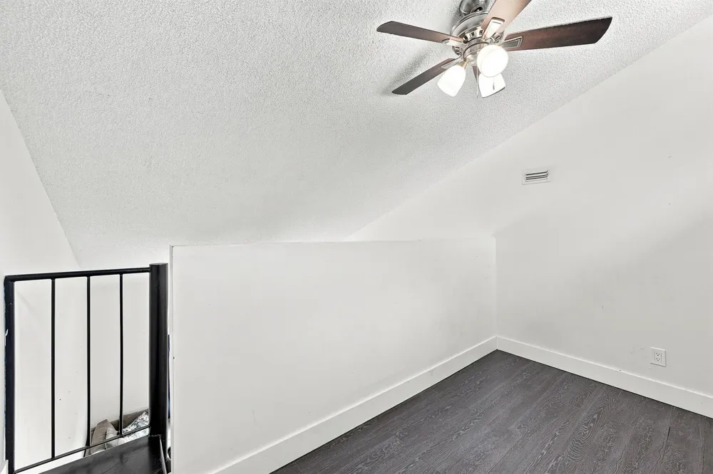 2016 SW 82nd Avenue Davie, FL 33324