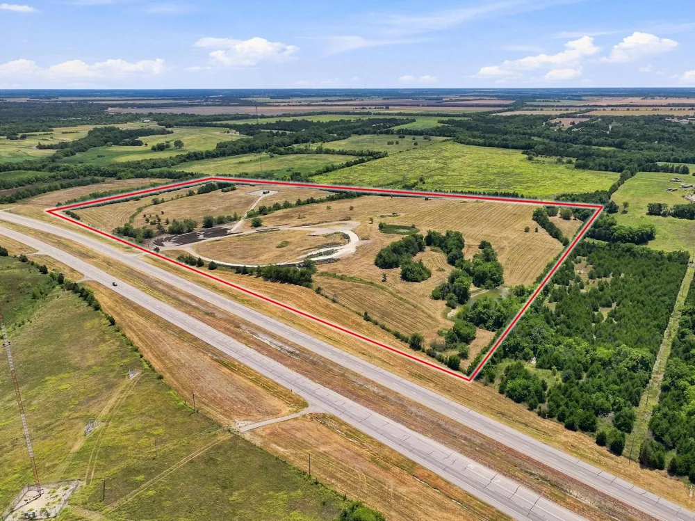 Hwy 82 Honey Grove, TX 75446