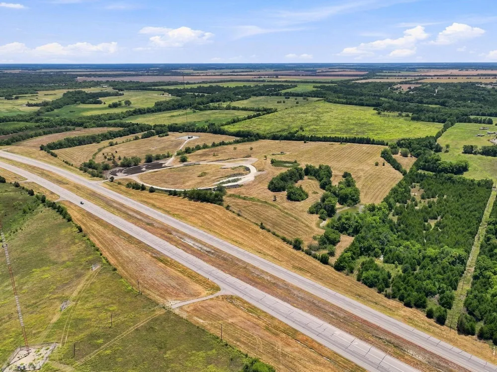 Hwy 82 Honey Grove, TX 75446
