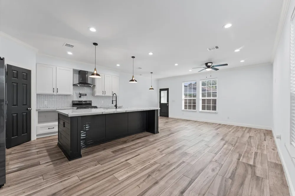 7318 Avenue J Houston, TX 77011