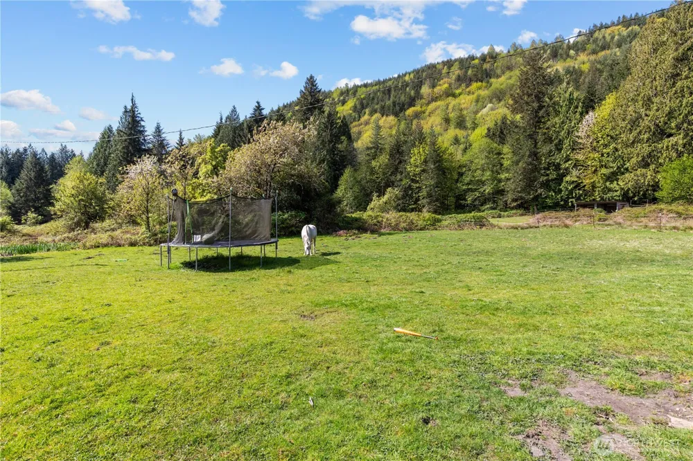 27525 W Lake Riley Road Arlington, WA 98223