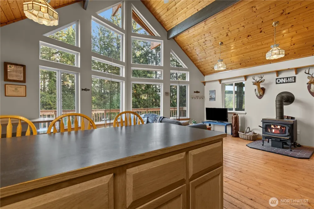 27525 W Lake Riley Road Arlington, WA 98223