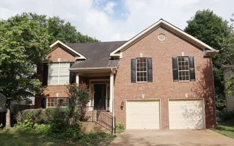 1406 Clairmonte Cir