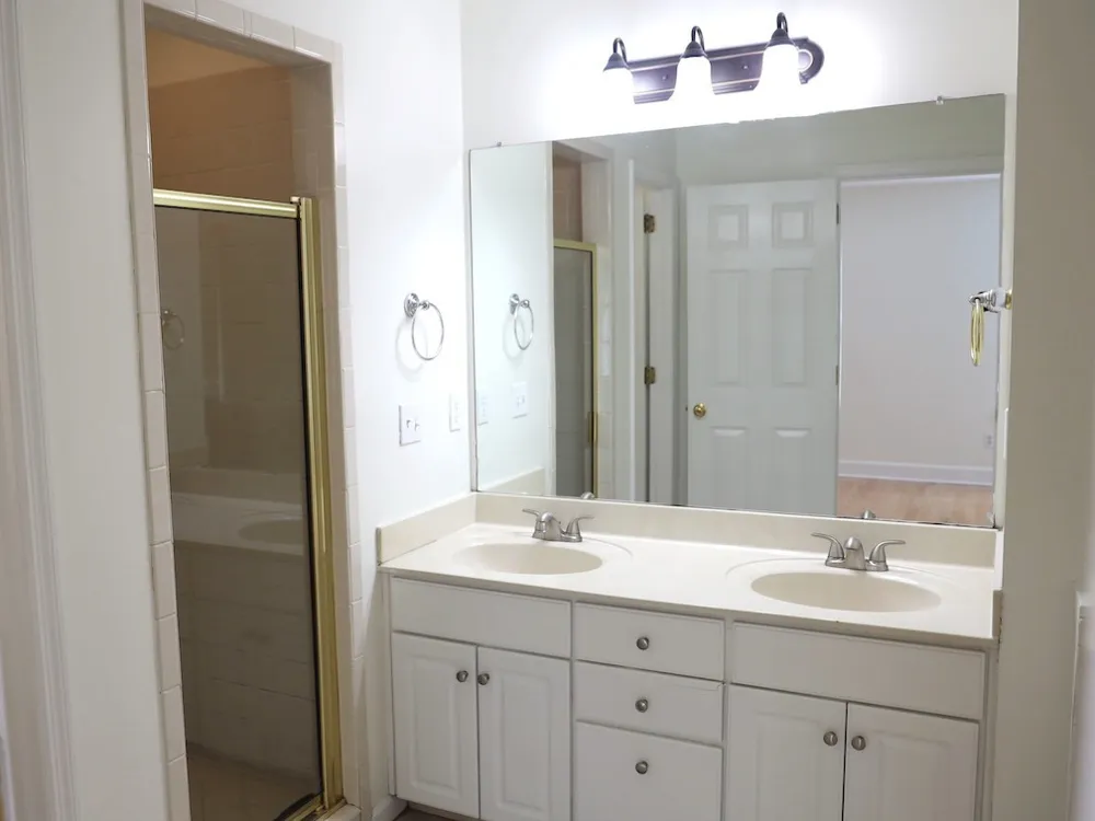 1406 Clairmonte Cir Franklin, TN 37064