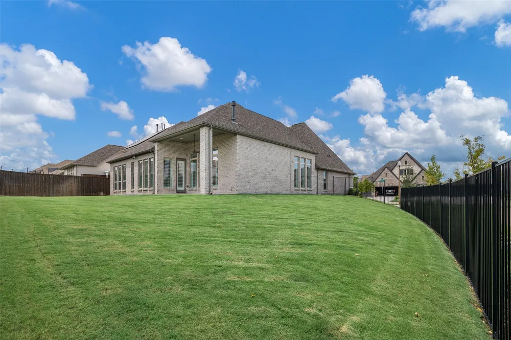 1008 Turtle Creek Avenue Denton, TX 76210