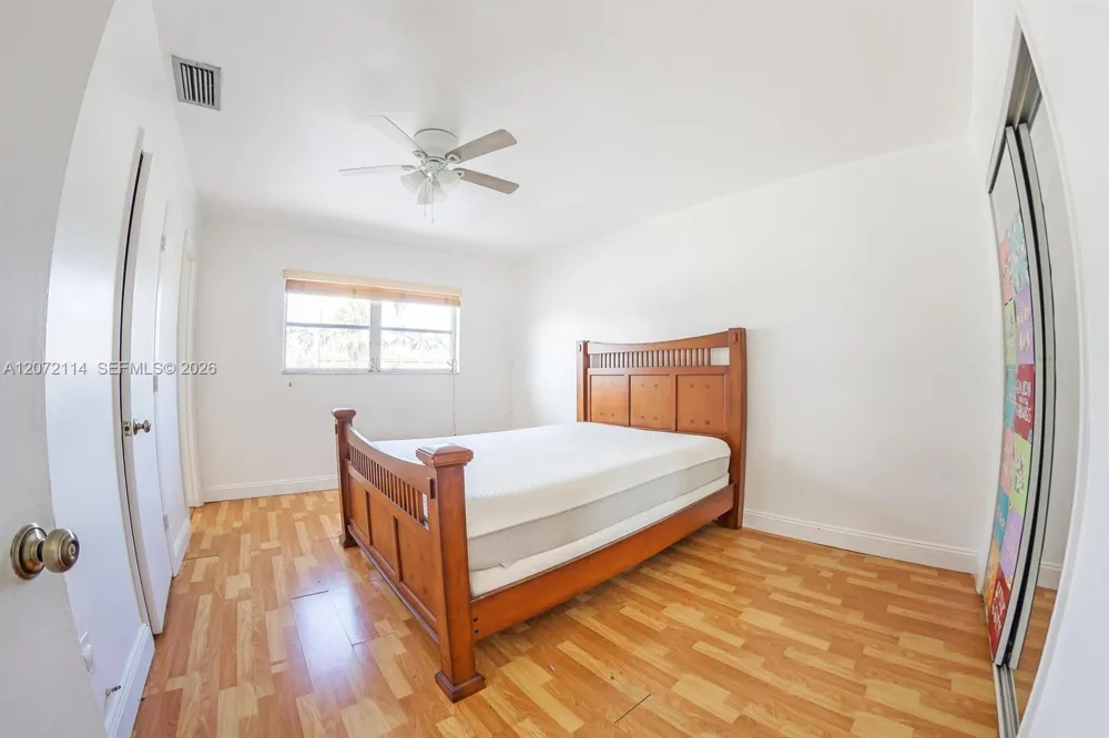 344 SW 1st St #6 Pompano Beach, FL 33060