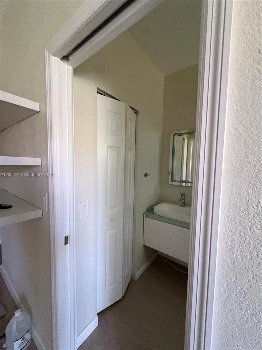 5725 Tuscany Way Tamarac, FL 33321