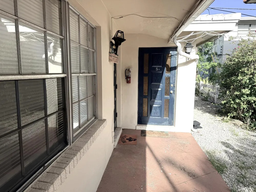 4649 Bougainvilla Drive Lauderdale By The Sea, FL 33308