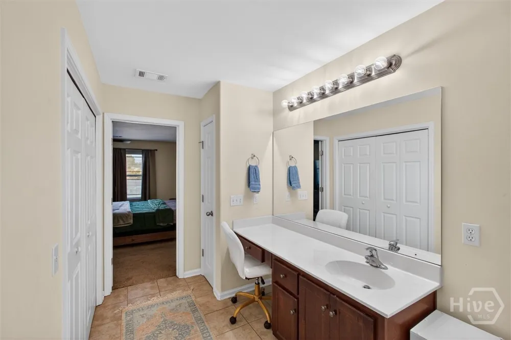 209 Chapel Lake S Savannah, GA 31419