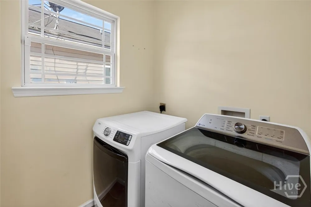 209 Chapel Lake S Savannah, GA 31419