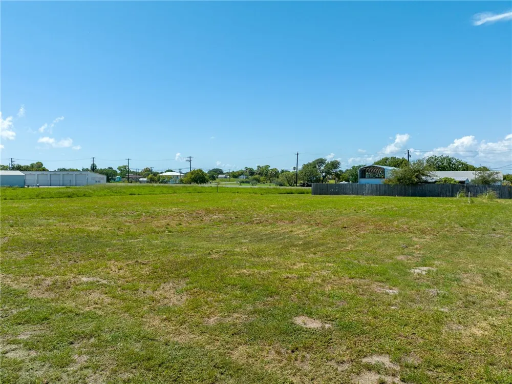 14 Massi Lane Ingleside, TX 78362