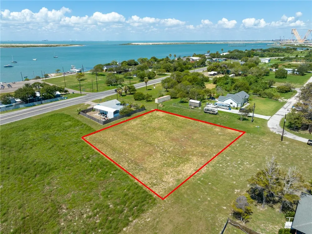 14 Massi Lane Ingleside, TX 78362
