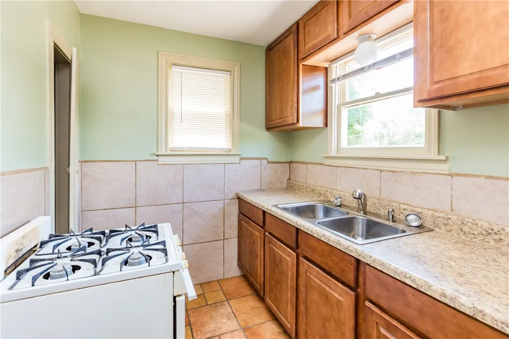 2801 Austin Street #C Corpus Christi, TX 78404