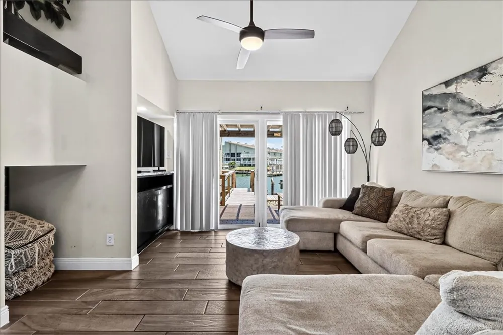 14142 E Cabana Street #4A Corpus Christi, TX 78418