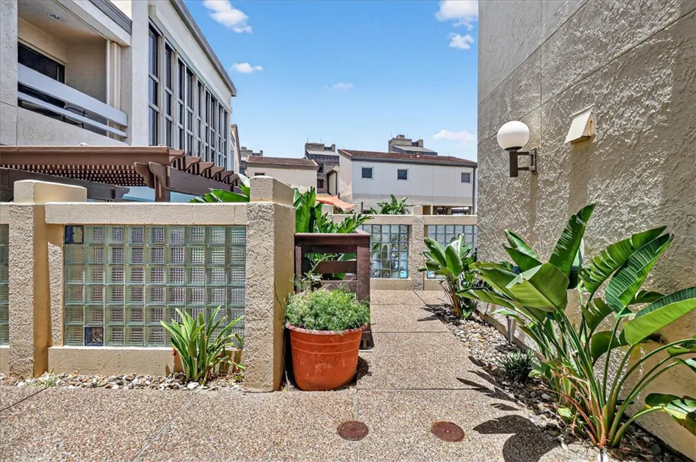 14142 E Cabana Street #4A Corpus Christi, TX 78418