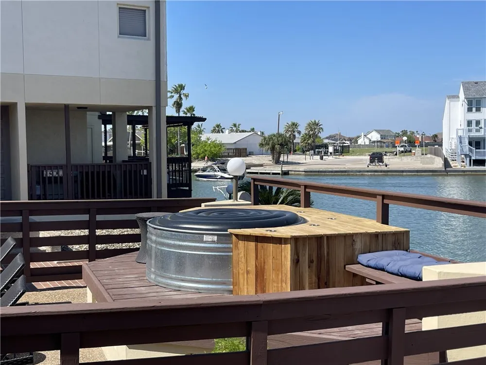 14142 E Cabana Street #4A Corpus Christi, TX 78418