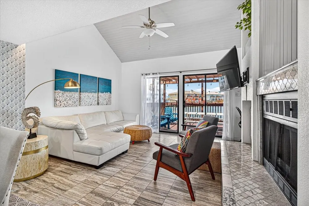 14142 E Cabana Street #4A Corpus Christi, TX 78418