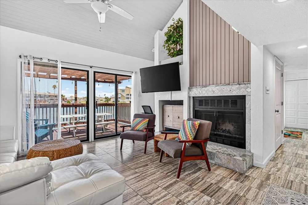 14142 E Cabana Street #4A Corpus Christi, TX 78418