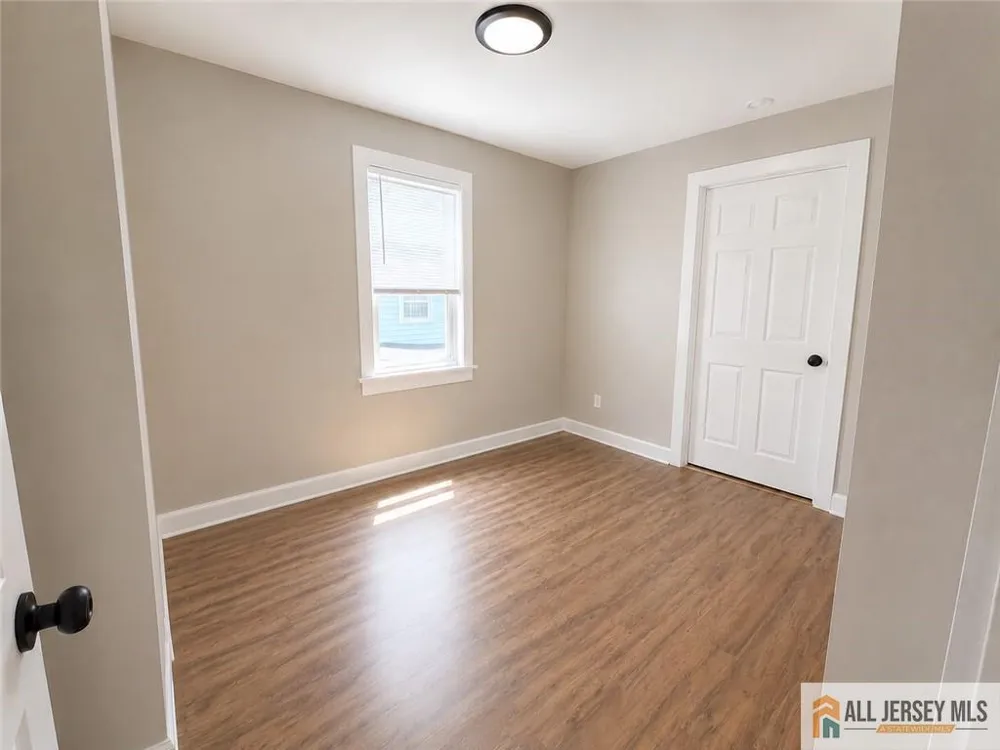 52 Park Avenue Flemington, NJ 08822