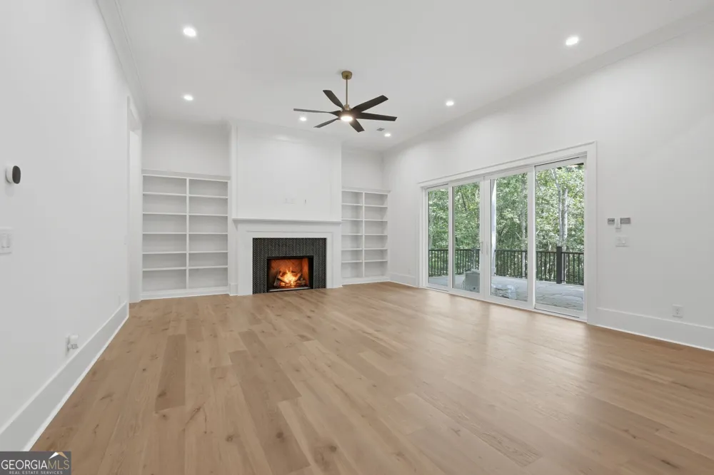 82 Ridgetop CT Dawsonville, GA 30534