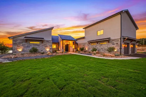 5417 Stillwater LN