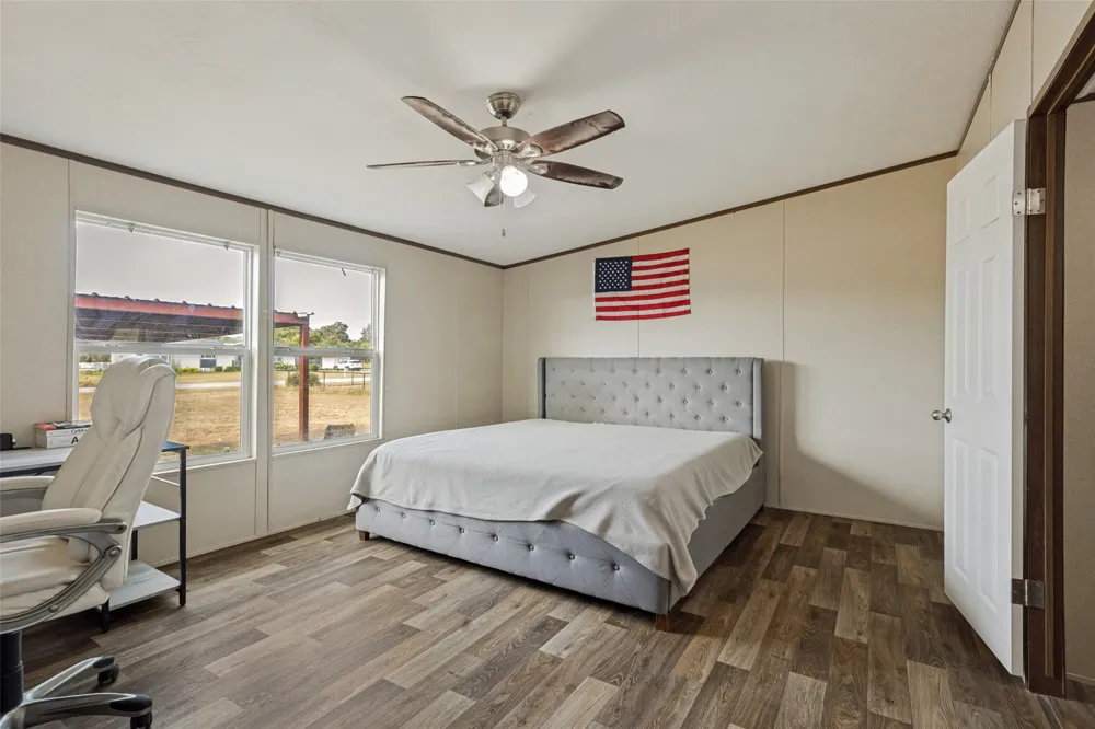 268 Deer Valley Lane Poolville, TX 76487