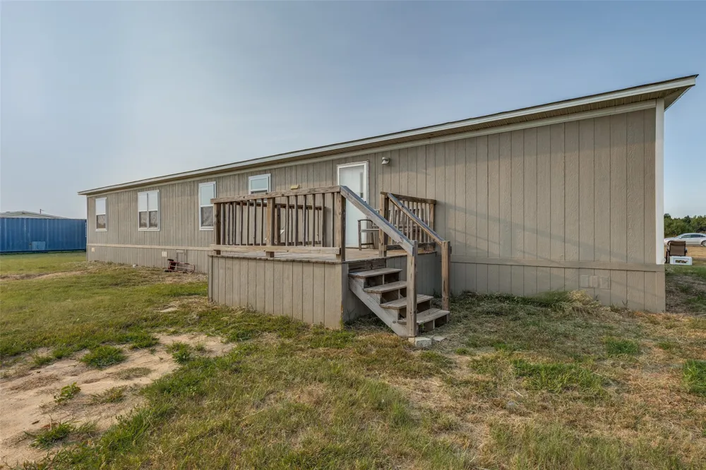 268 Deer Valley Lane Poolville, TX 76487