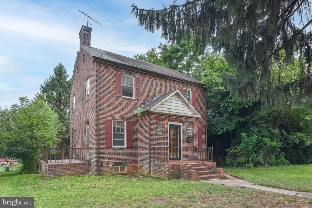 3309 PINKNEY ROAD Baltimore, MD 21215