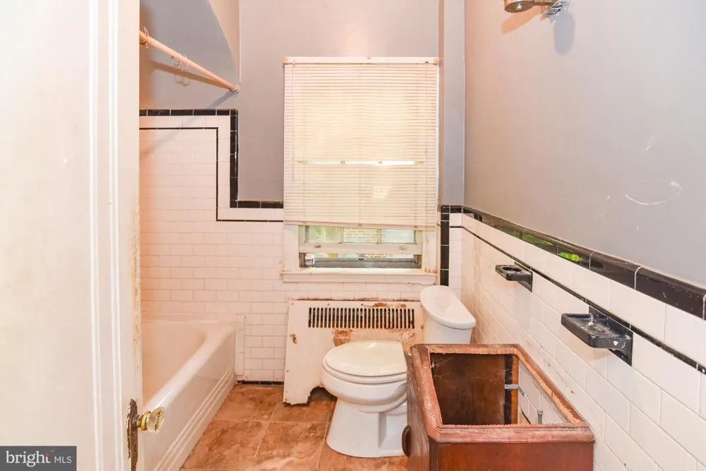 3309 PINKNEY ROAD Baltimore, MD 21215