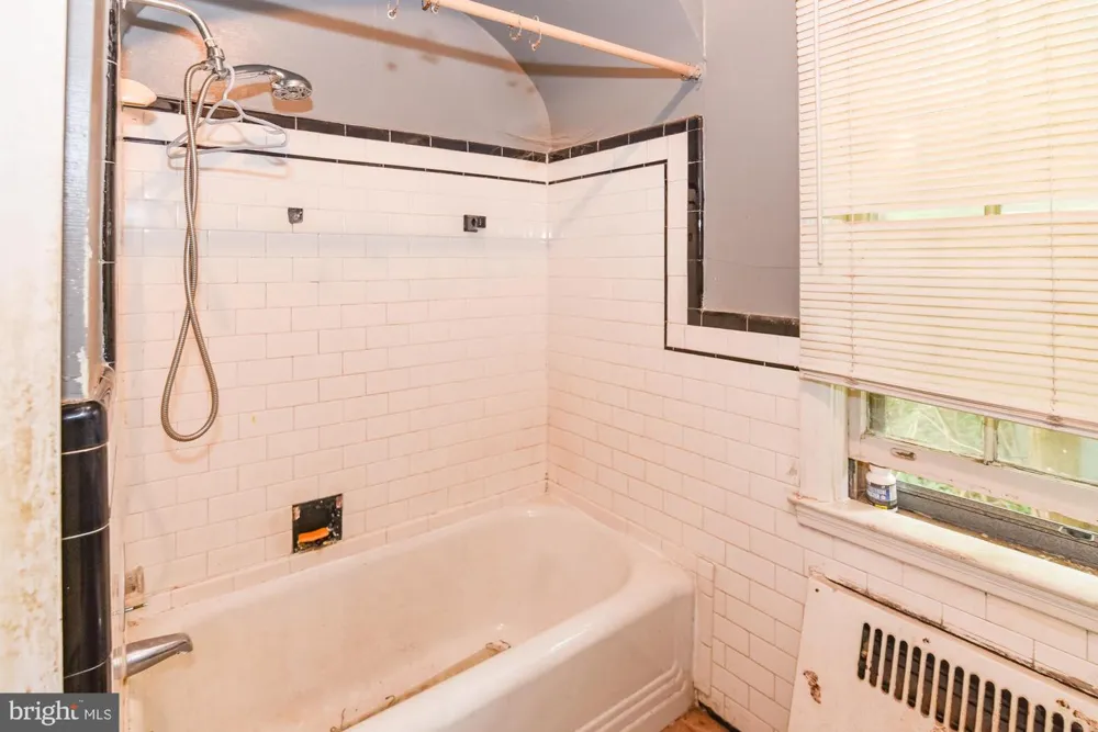 3309 PINKNEY ROAD Baltimore, MD 21215