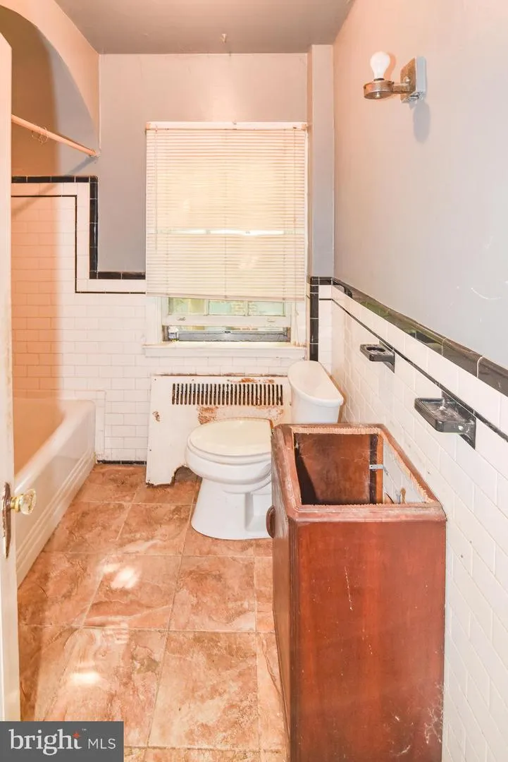 3309 PINKNEY ROAD Baltimore, MD 21215