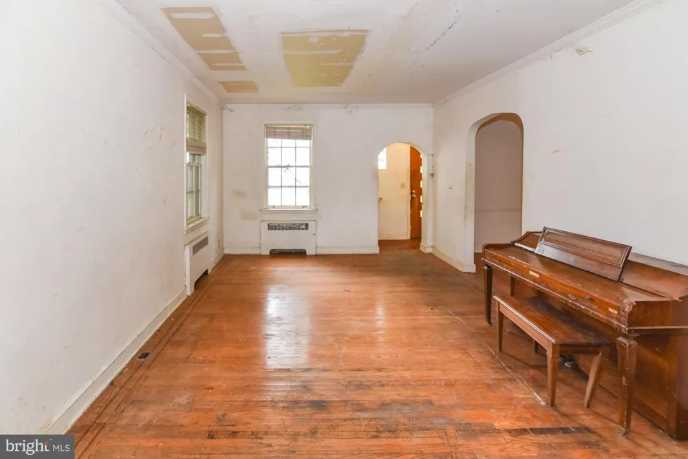 3309 PINKNEY ROAD Baltimore, MD 21215